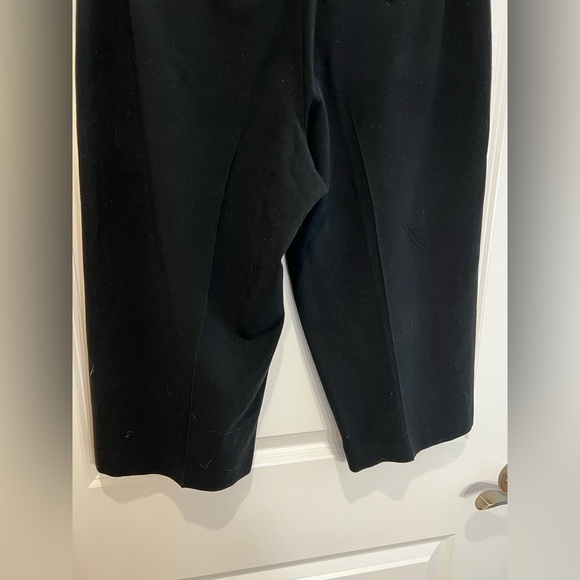 Ann Taylor High Rise Wide Leg Black Capris Size 8 Petite - Picture 5 of 11
